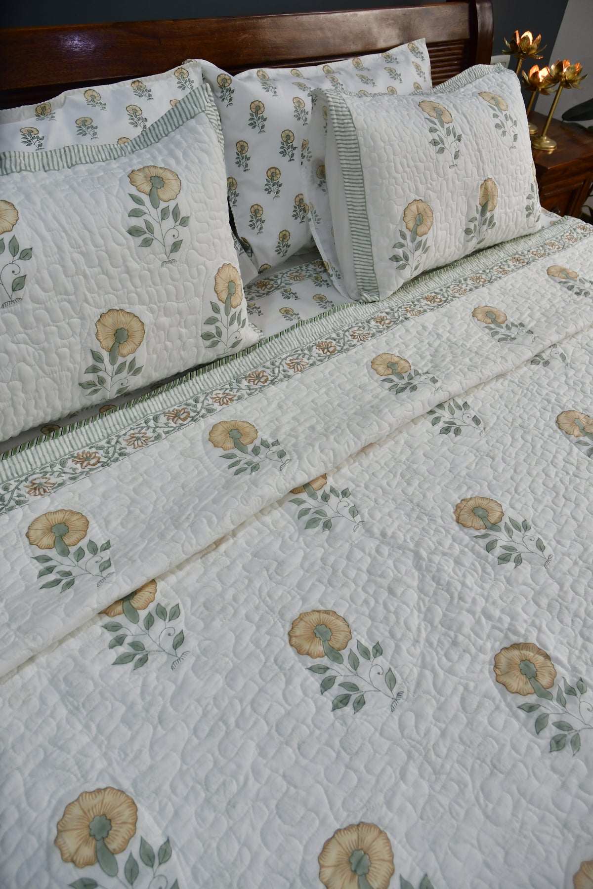 Flower of Hope Quilted bedcover premium