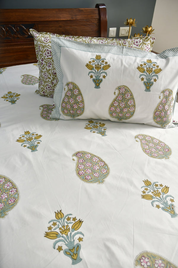 Royal Paisley Bedsheet