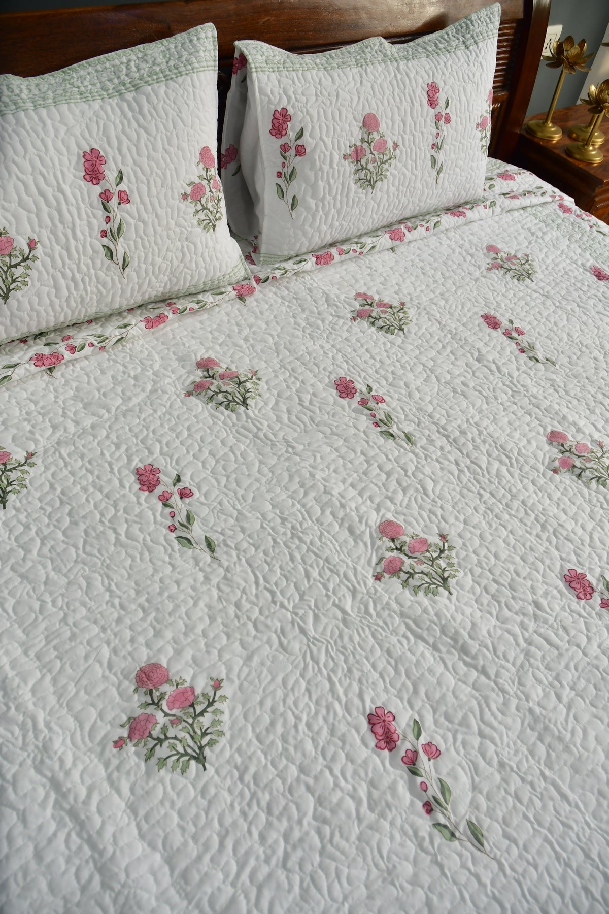 Pink Gulshan Quilted Bedcover