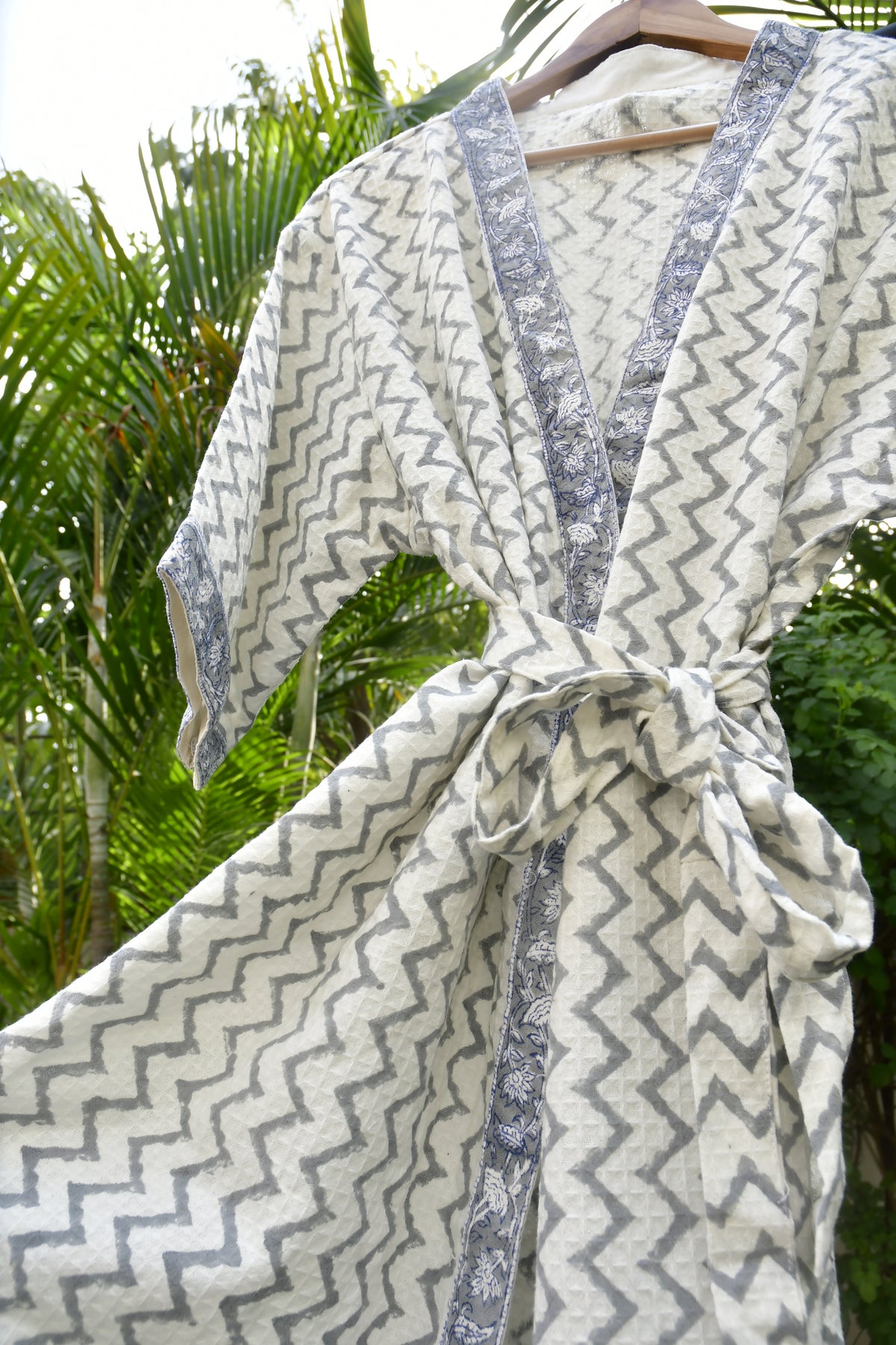 Grey ZigZag waffle cotton Bathrobe Hand Block