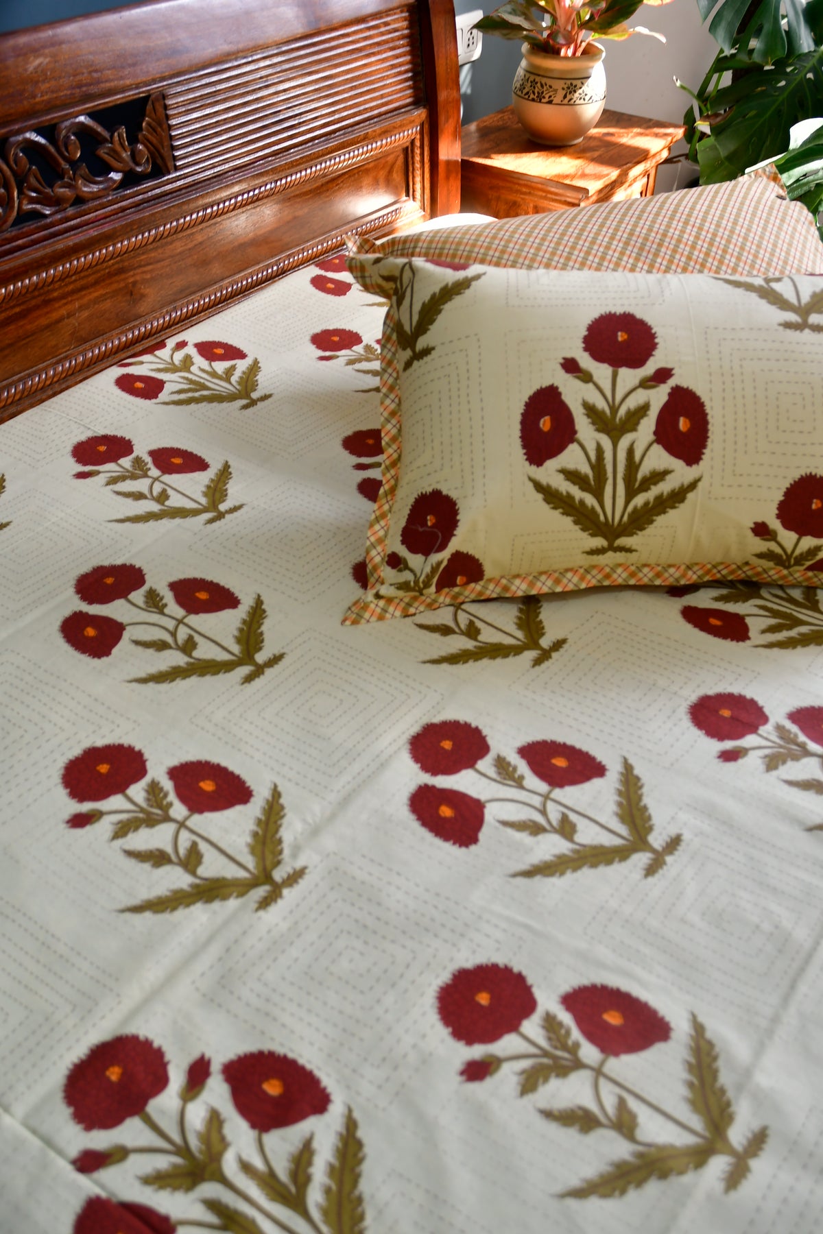 Red poppy cotton Bedsheet Organic color