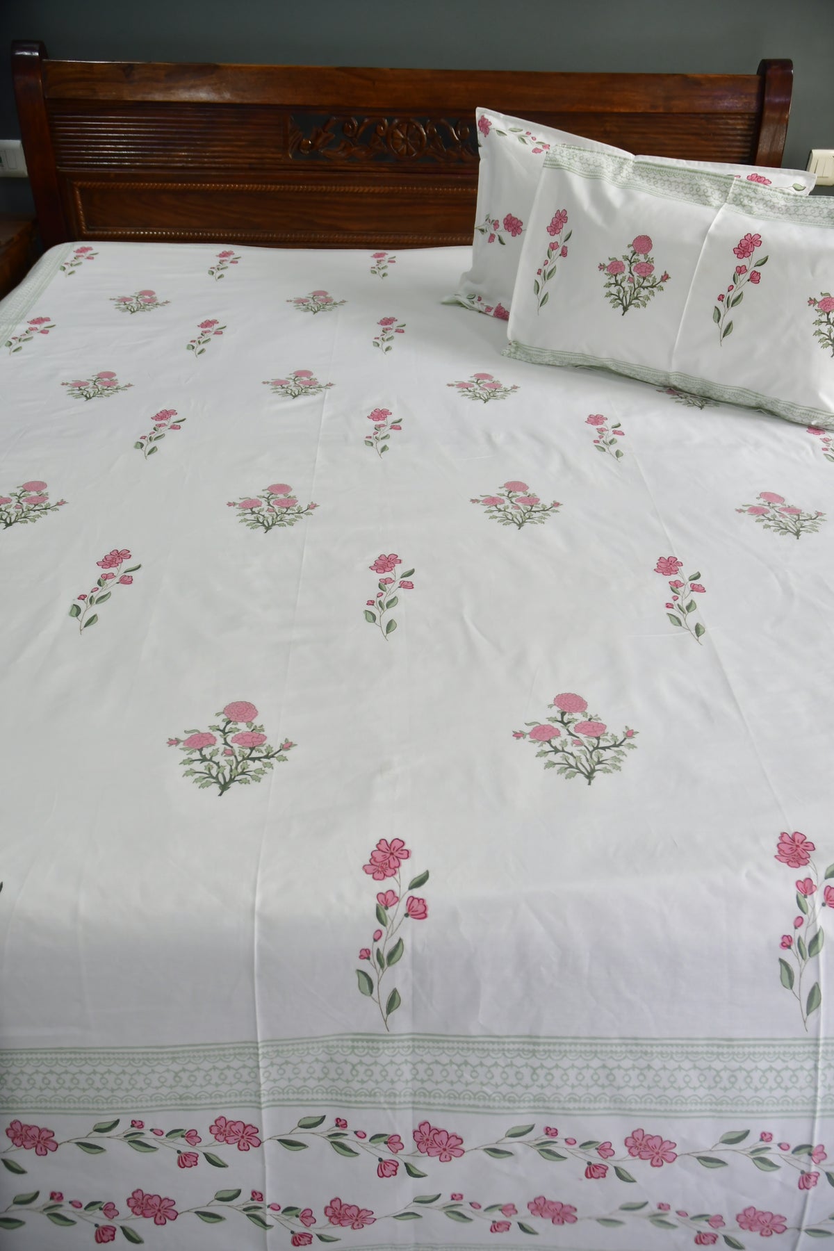 Hand block premium Bedsheet 