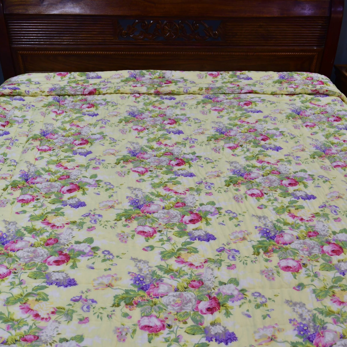 Yellow Floral Quilt Hand Block at its best