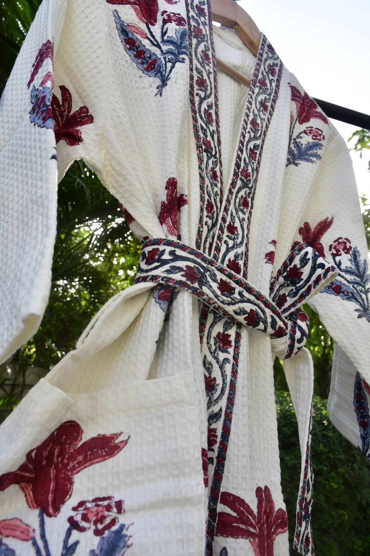 Peace Lilly waffle cotton bathrobe