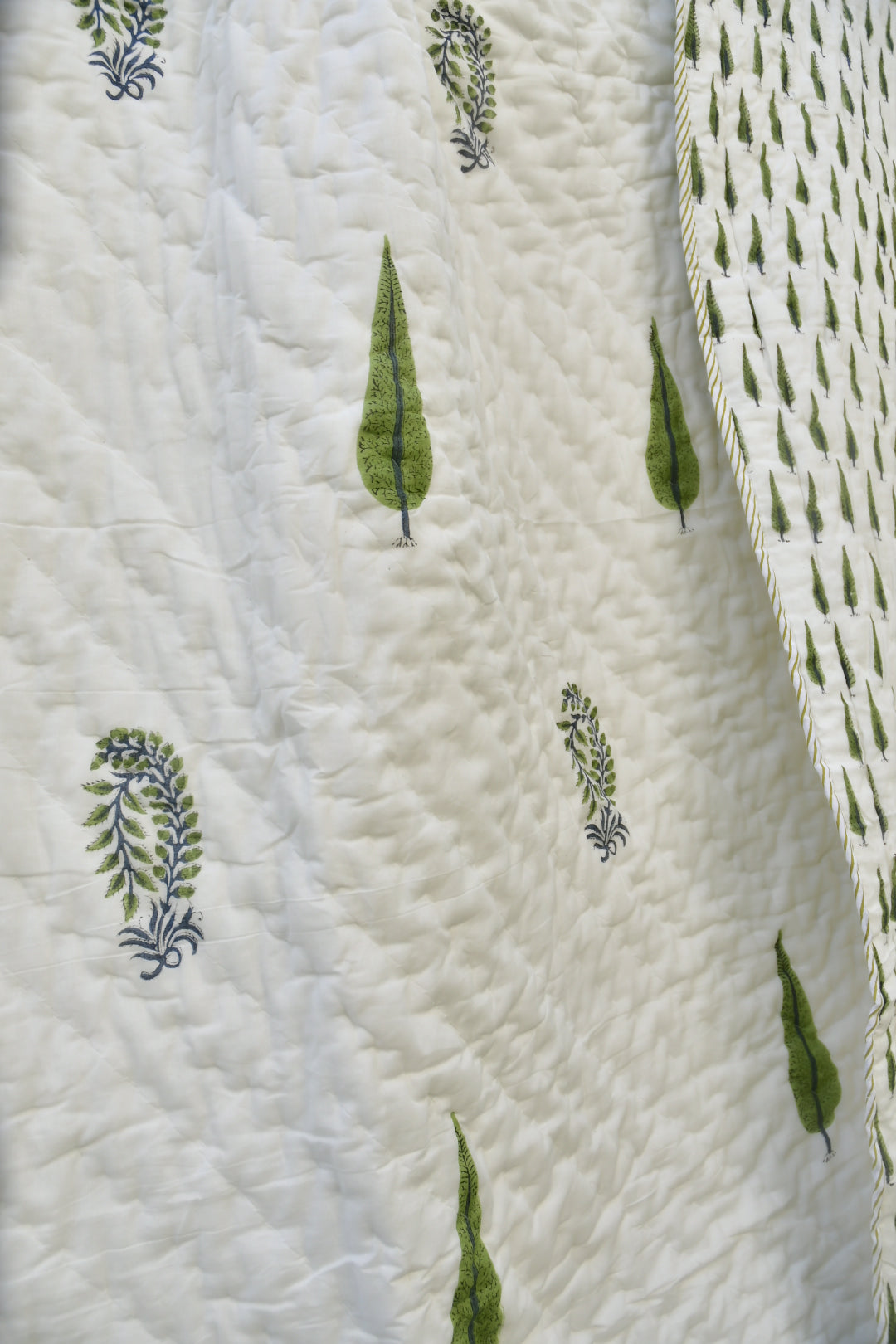 Green Cypress Quilt  / Rajai