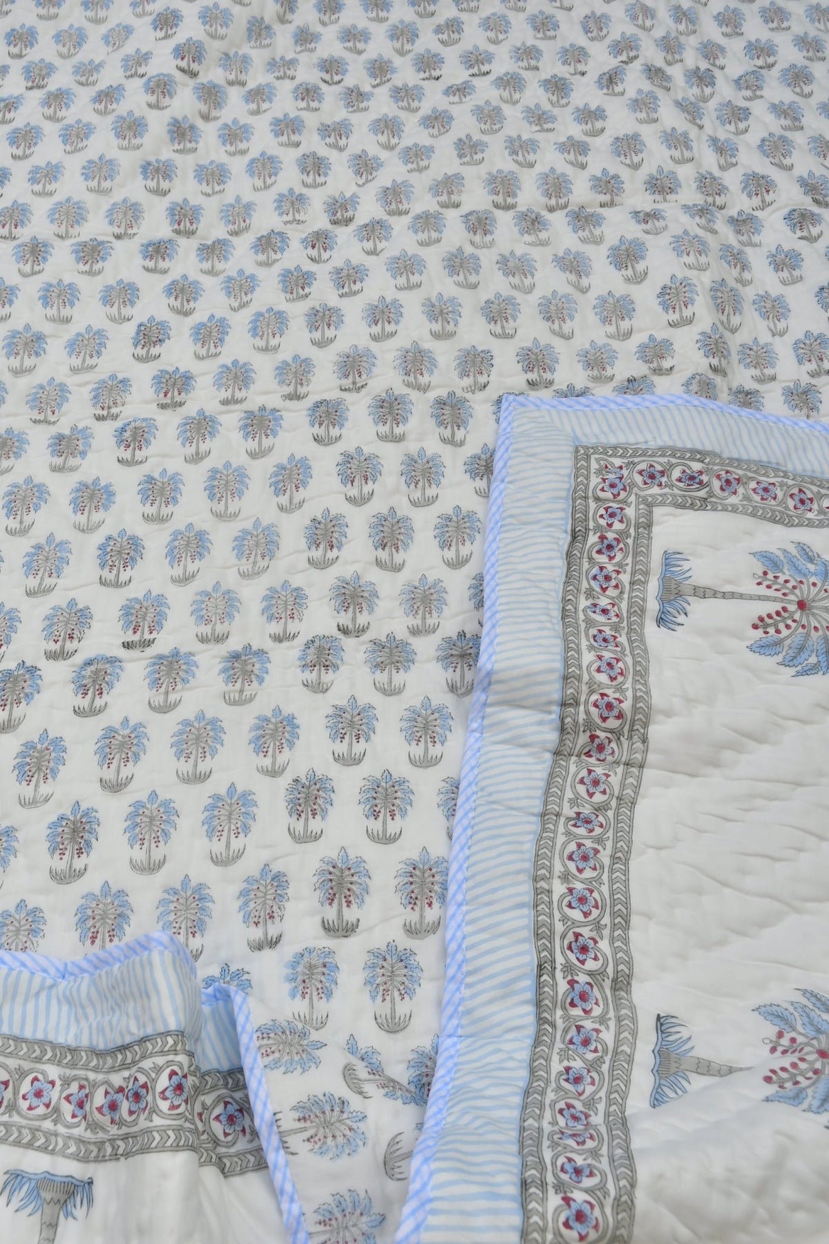 Blue palm quilt