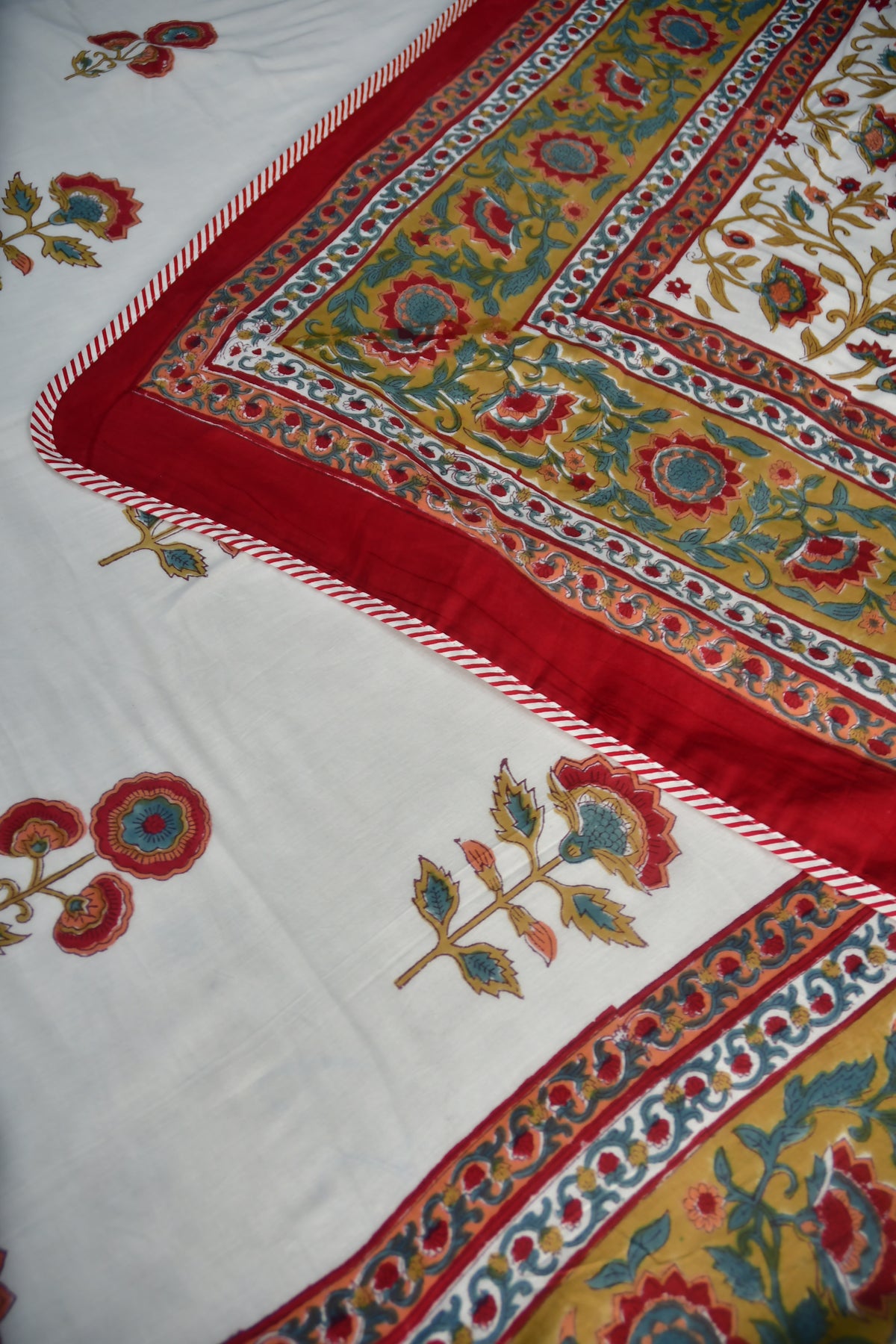 Premium Royal Jaal Buta Dohar Rajasthani