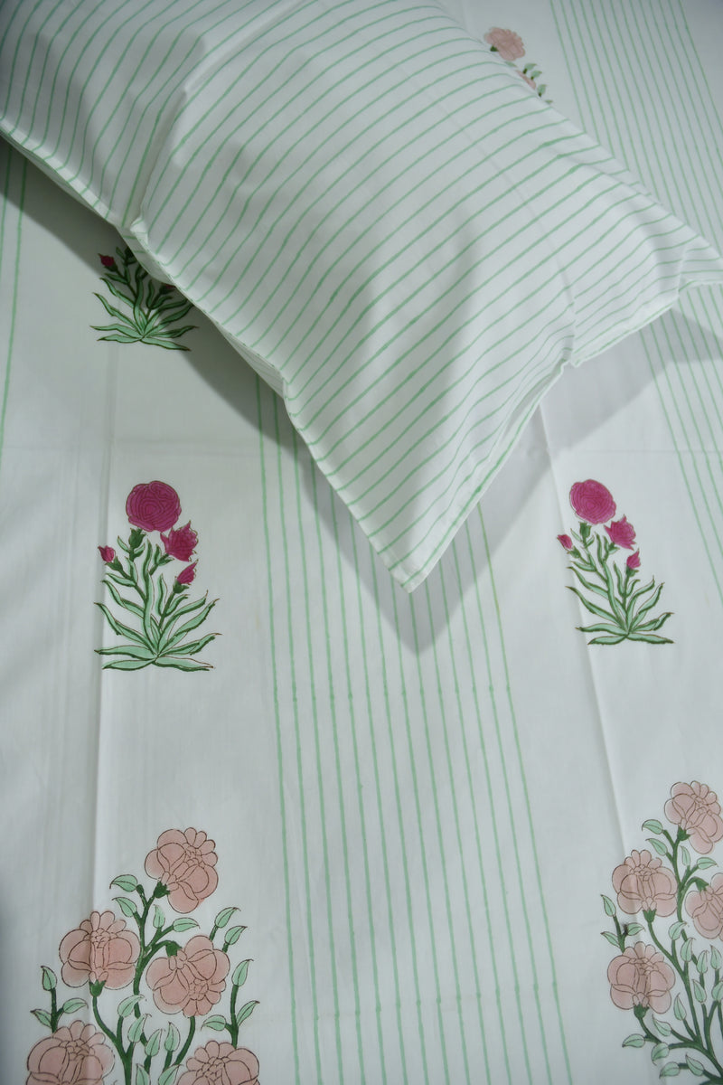 Floral bedsheet