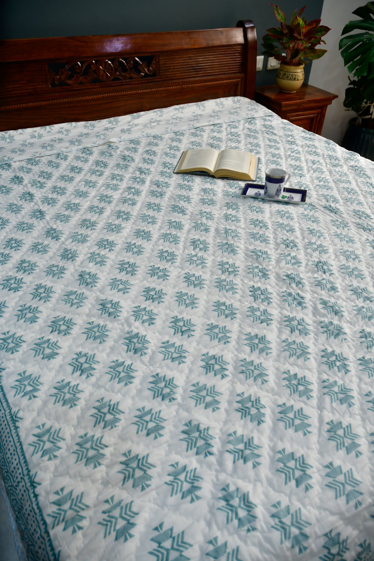 Sea Green Geometrical Quilt Rajasthani