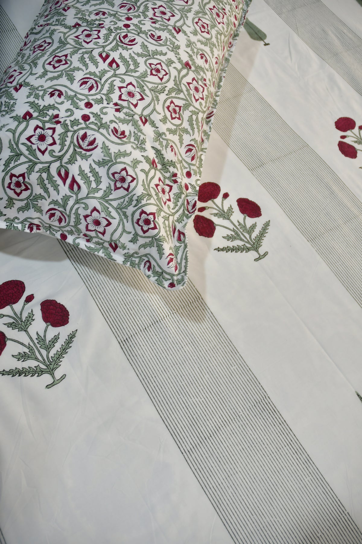 Red Poppy Bedsheet Premium cotton