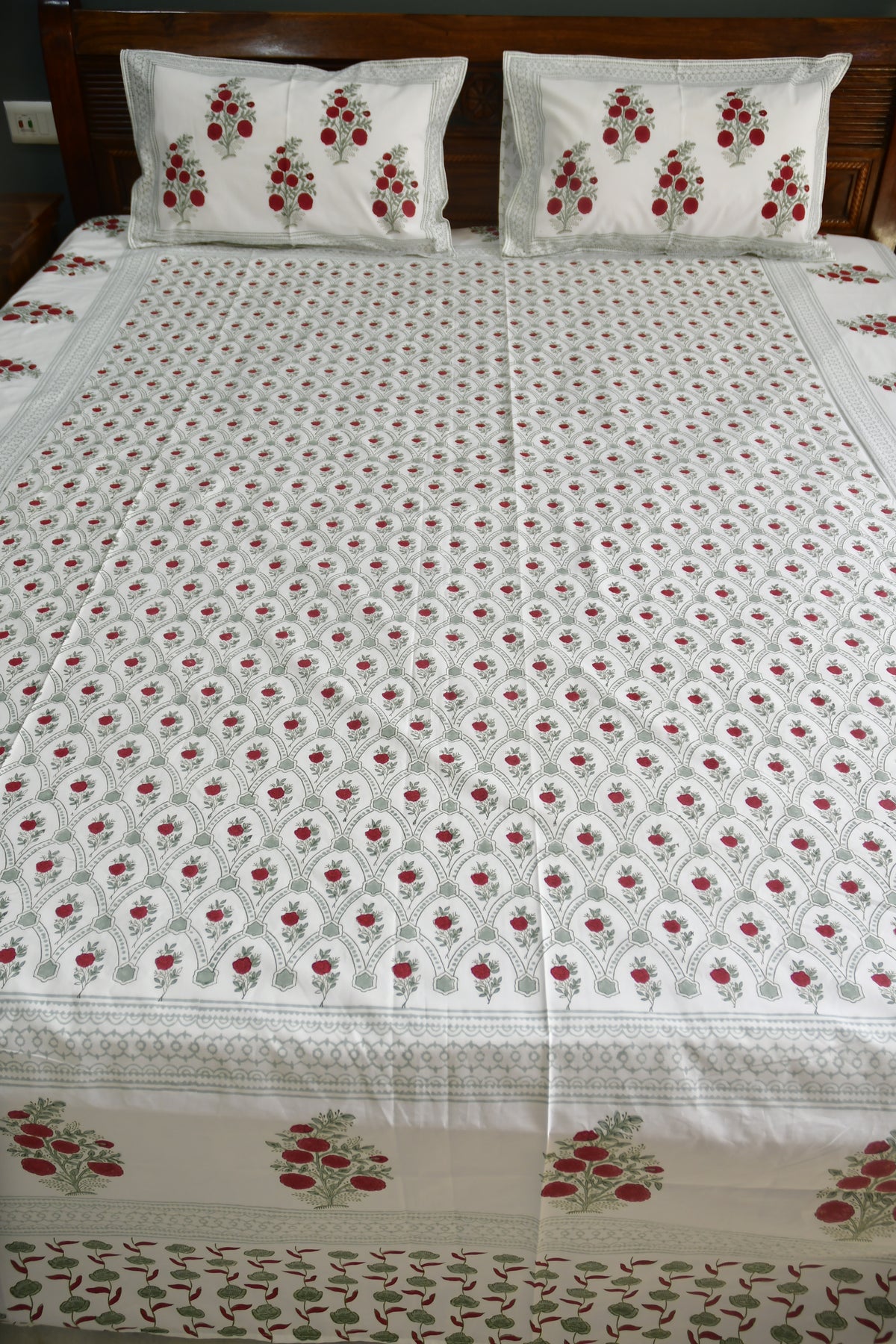 Red Flower Jaal Bed sheet best of jaipur