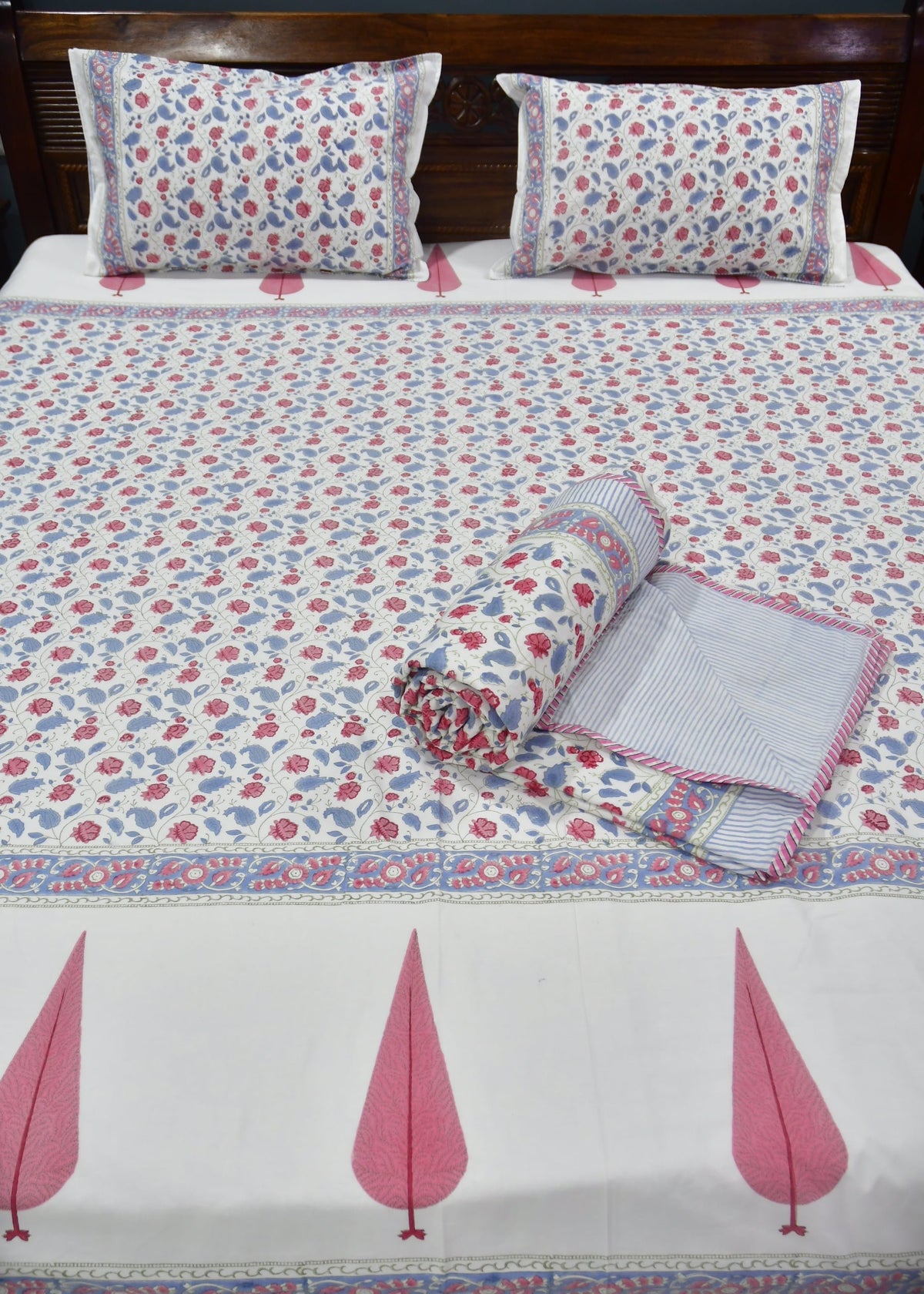 Valley of Flower Dohar Bedding set Hand Block