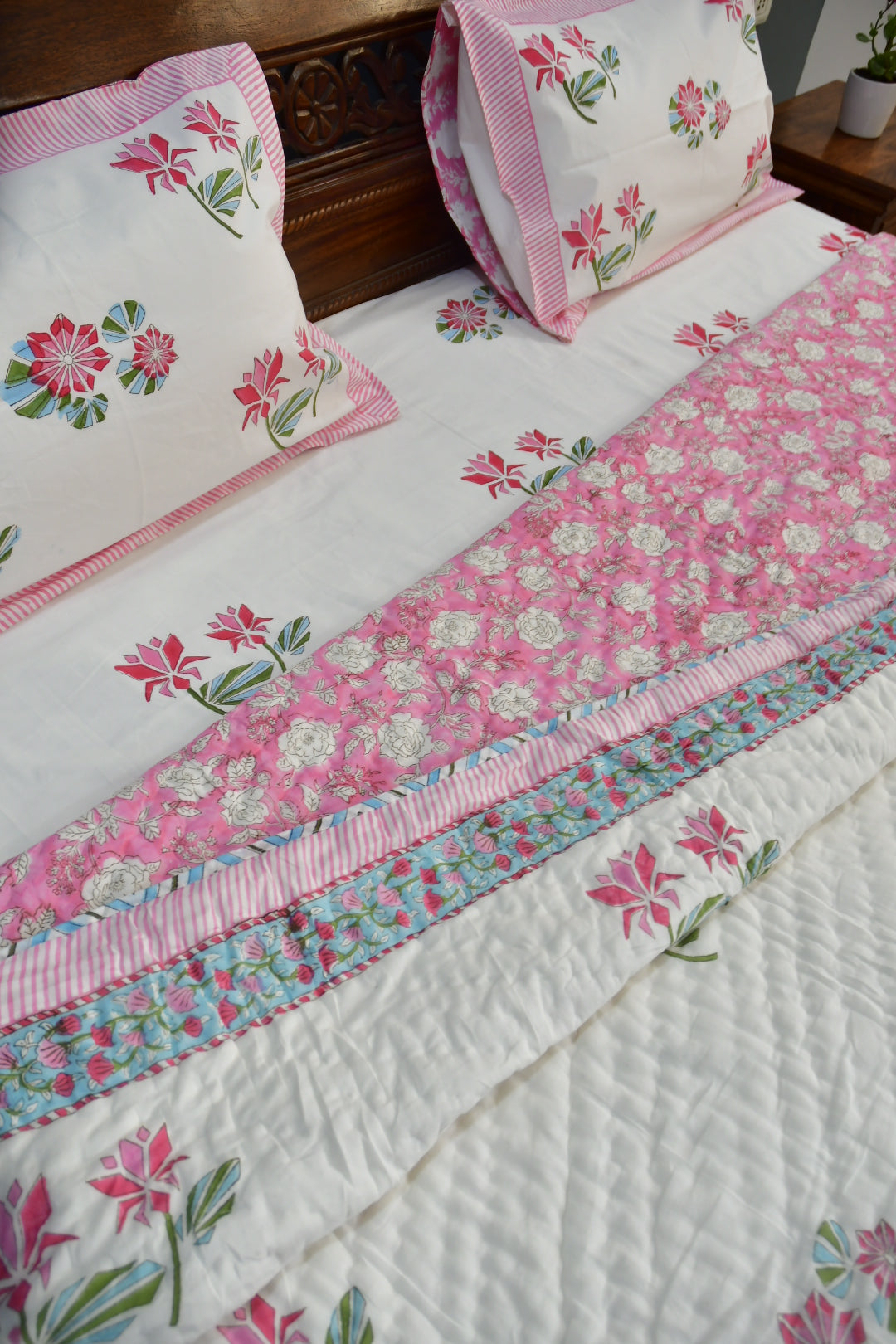 Pink Lotus Handblock Reversible Quilt Bedding set