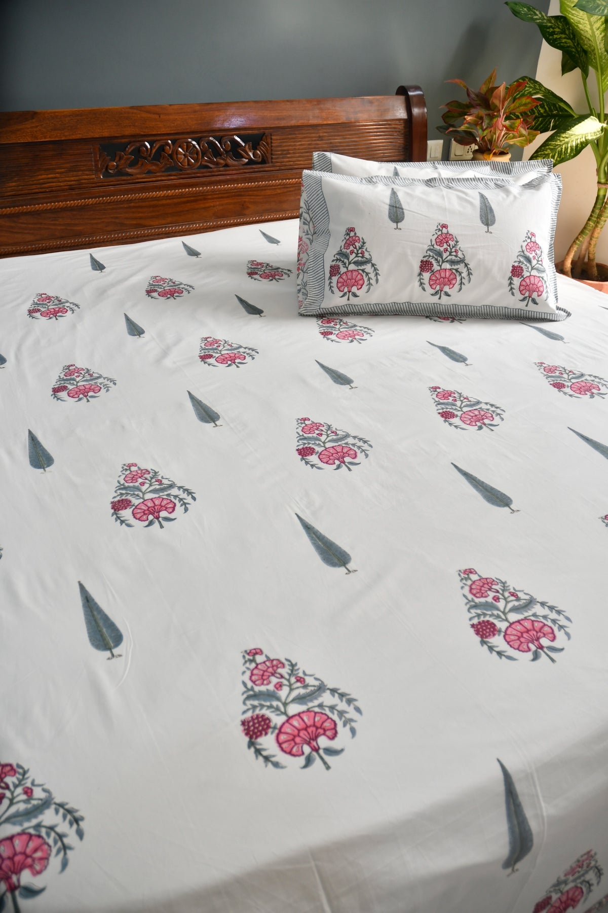 Coral flowers Hand Block Bedsheet