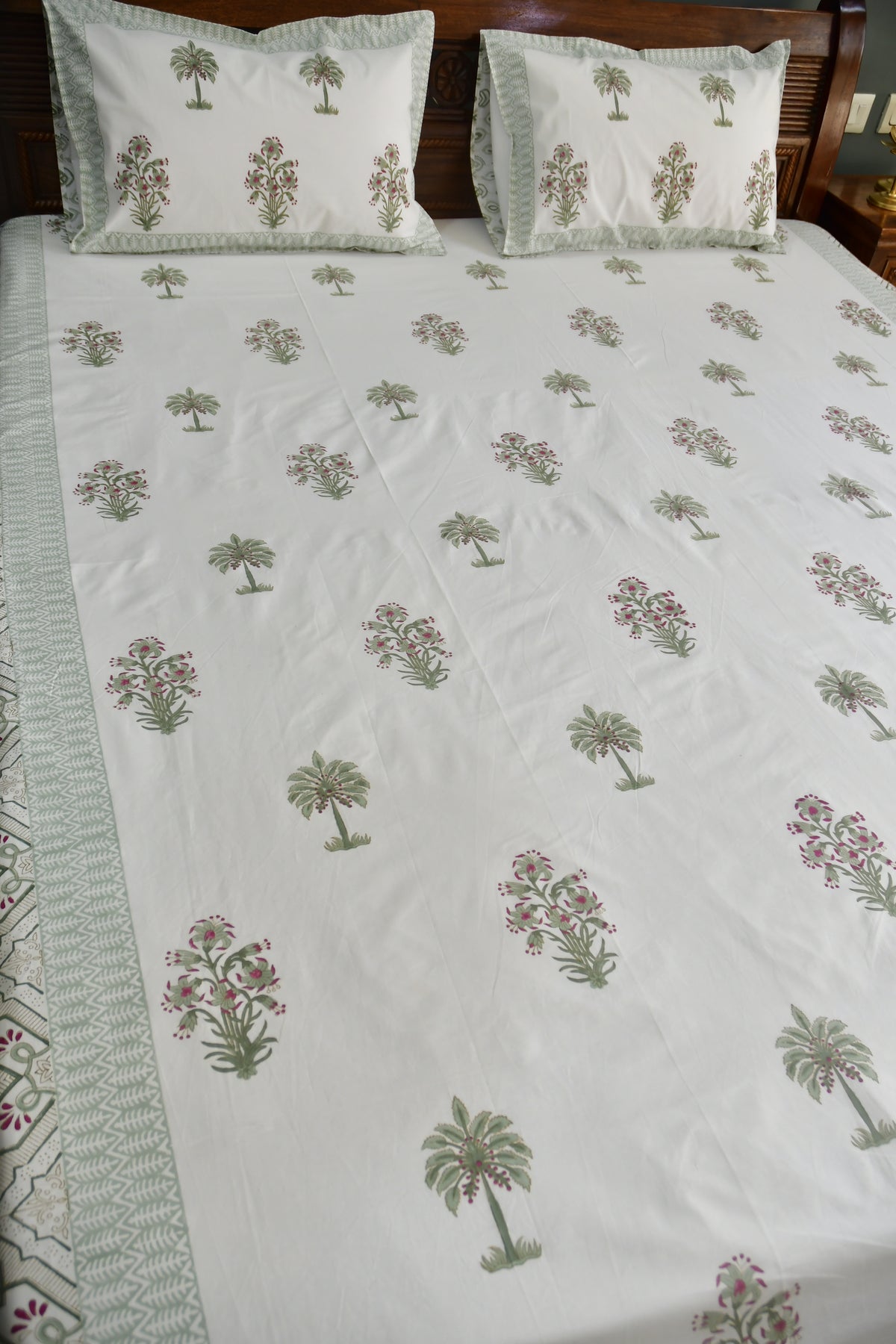 Palm Bliss Bedsheet - Jaipuri