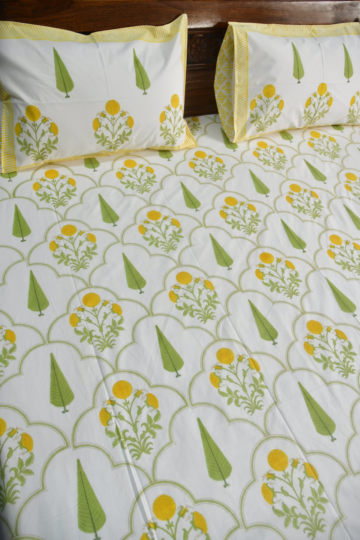 Yellow flower Jaal HandBlock Bedsheet