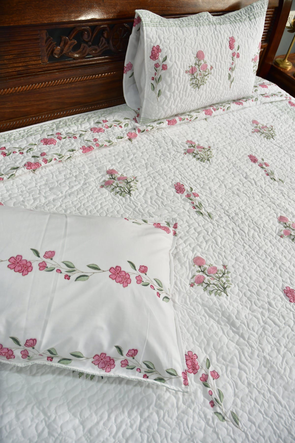 Pink Gulshan Quilted Bedcover