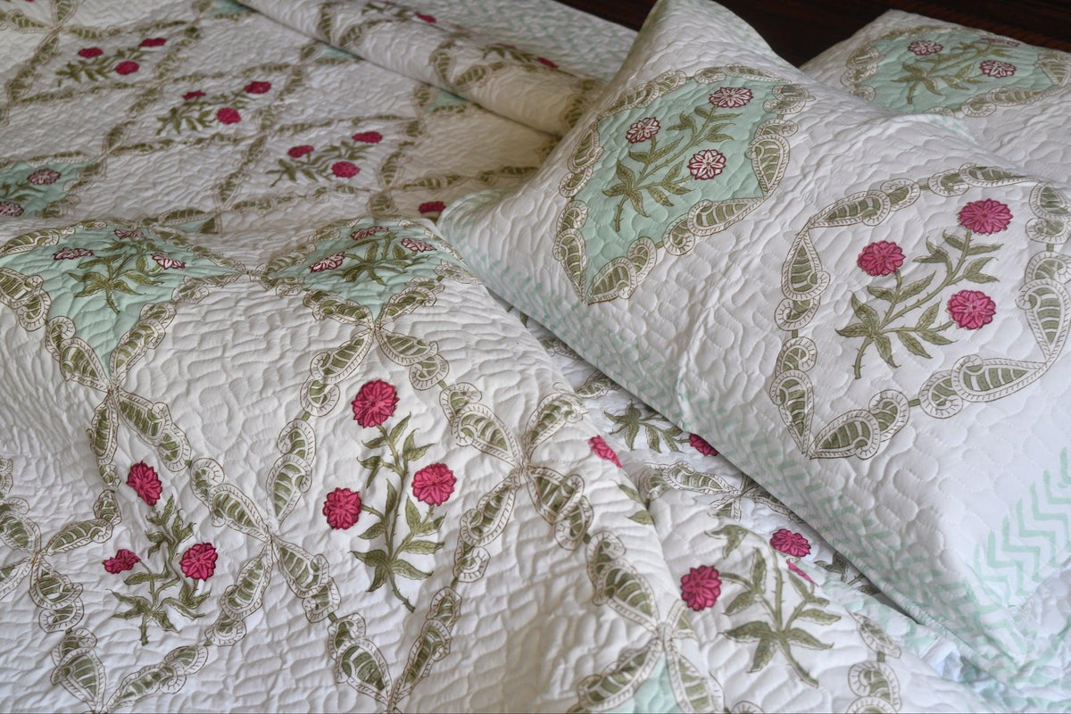 Sugandha Jaal Quilted bedcover Bet gifting