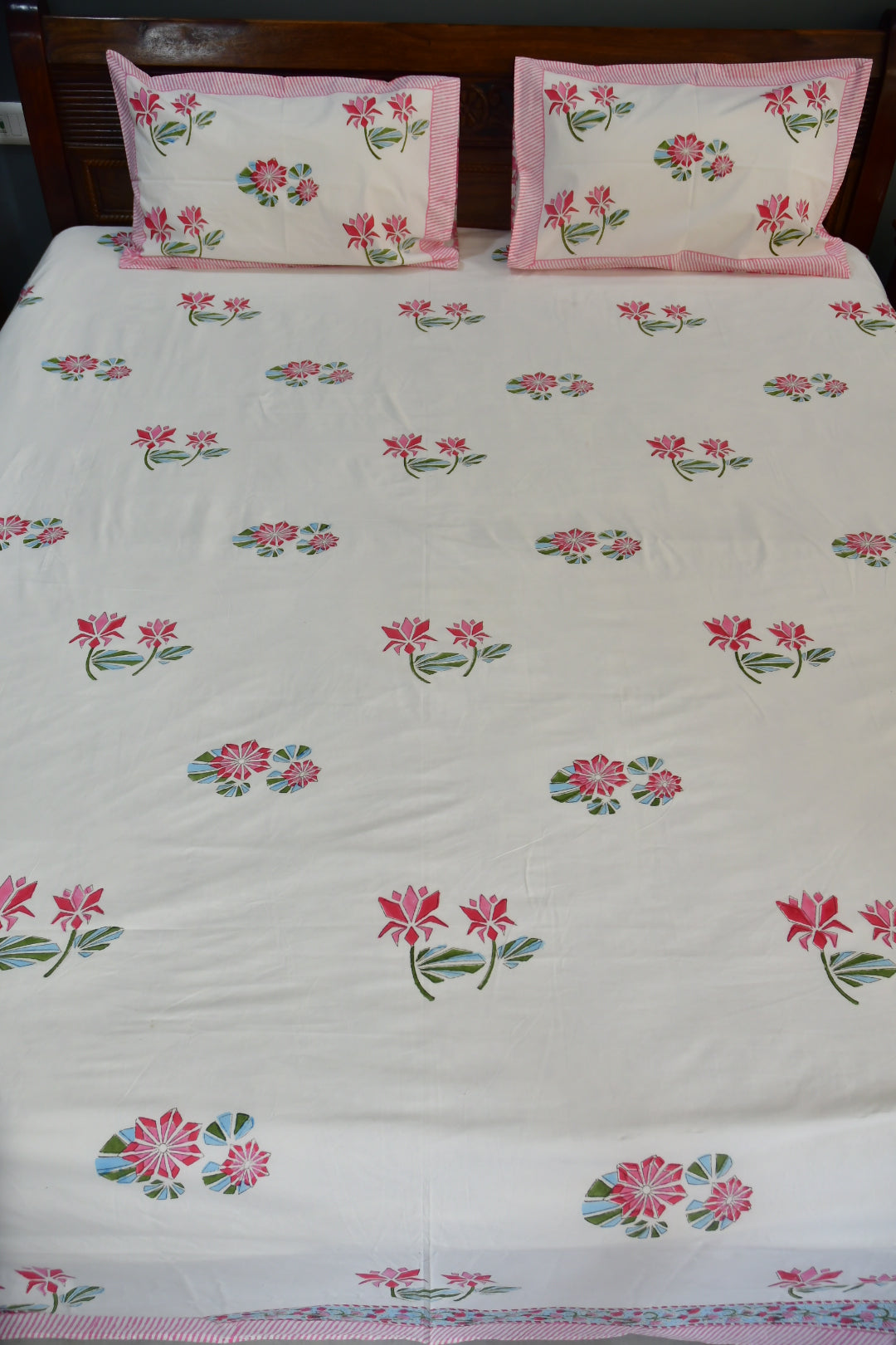 Pink lotus Handblock Jaipuri Bedsheet 