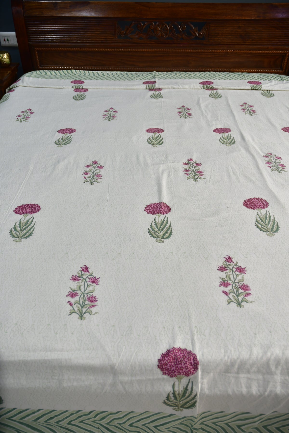 Premium Serene Pink Green Dohar Jaipuri