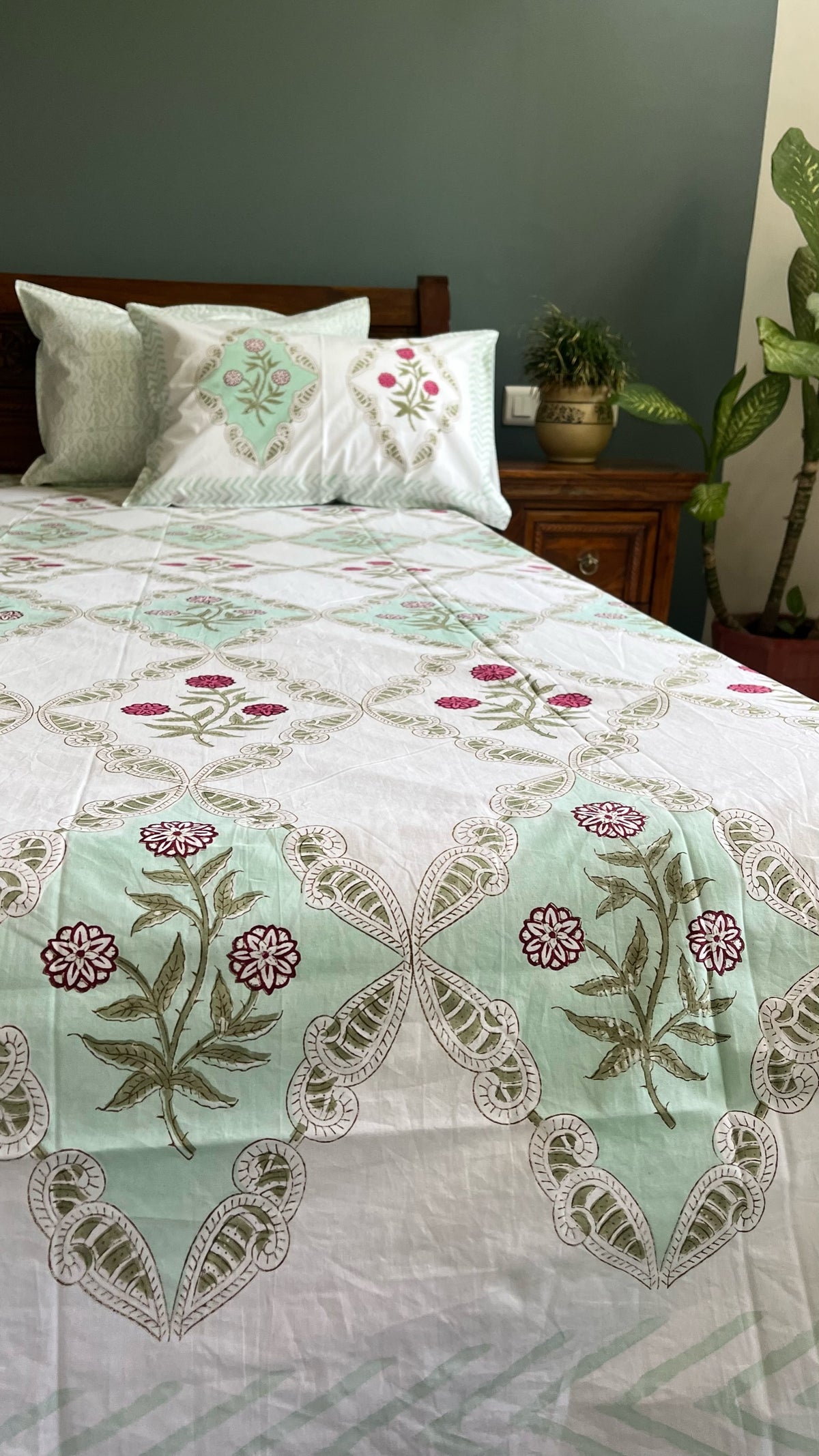 Sugandha jaal Bed sheet Rajasthani